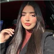 Soy una chica risueña y me gustaría darle clases a niños de entre 8 y 11 años